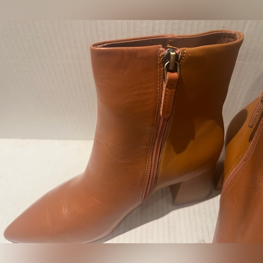 AEROSOLES Irma Booties Cognac Leather Women’s Size 7.5 US Comfort Insoles NEW! - Picture 7 of 13
